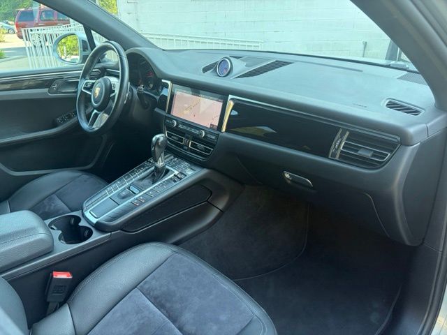 2021 Porsche Macan Base - Photo 28