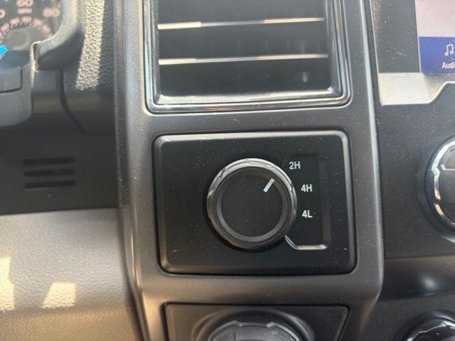 2020 Ford F-150 XLT - Photo 11