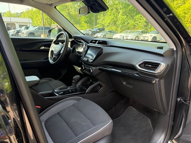 2023 Chevrolet TrailBlazer LT - Photo 25