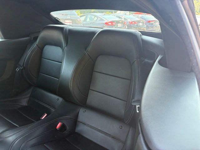 2025 Ford Mustang EcoBoost Premium - Photo 18