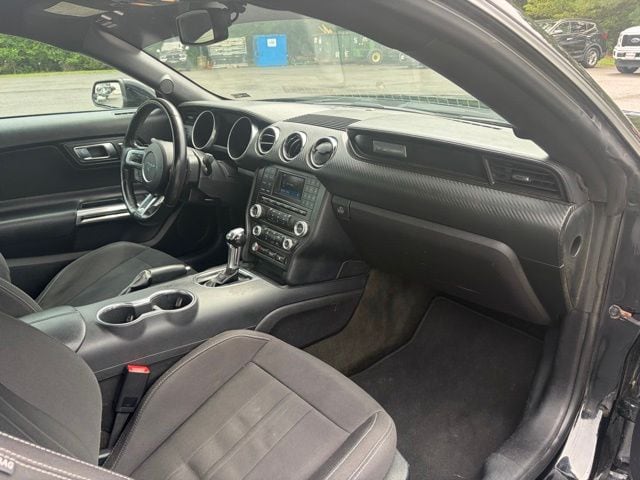 2018 Ford Mustang EcoBoost - Photo 27