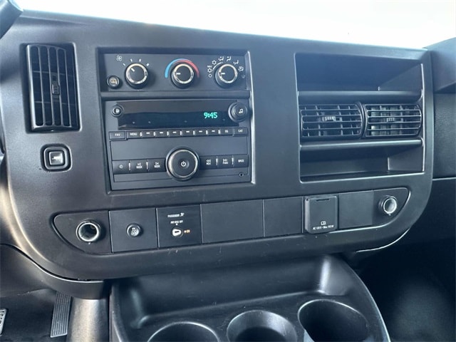 2023 Gmc Savana 2500 Cargo photo 4