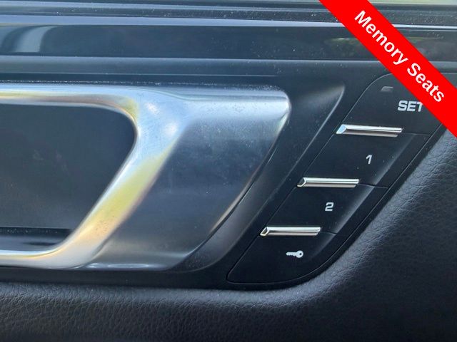 2021 Porsche Macan Base - Photo 35