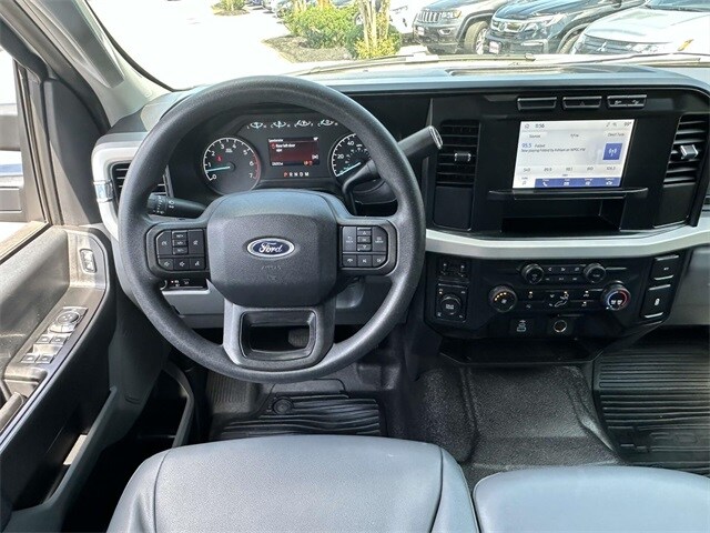 2023 Ford F-250 XL photo 3