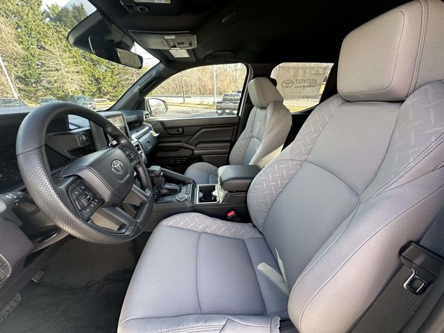 2026 Toyota Tacoma SR5 - Photo 8