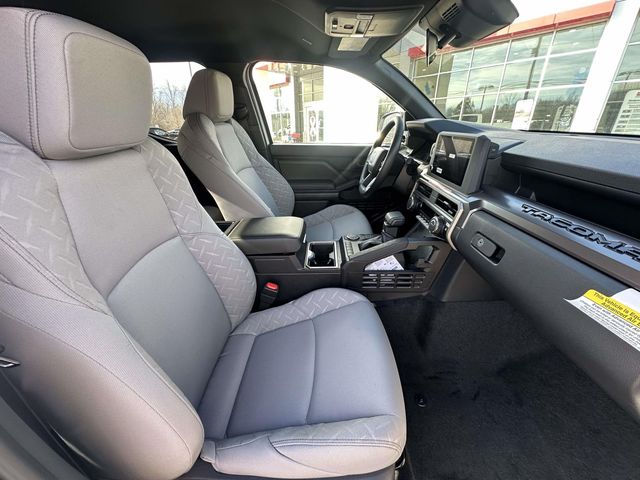2026 Toyota Tacoma SR5 - Photo 35