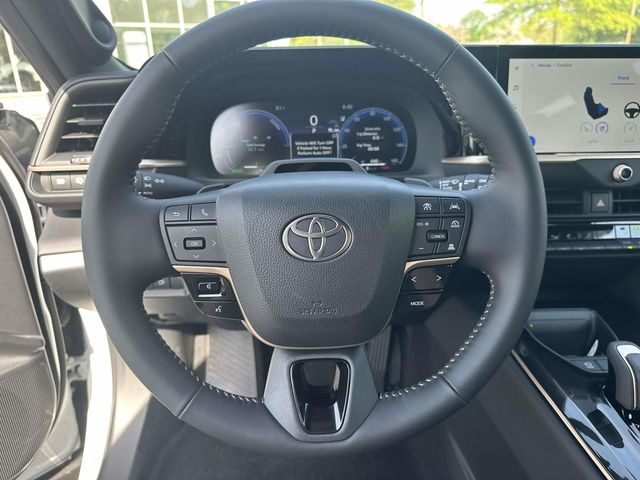 2026 Toyota Crown Signia Limited - Photo 26