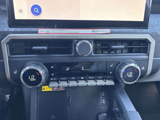 2026 Toyota Tacoma Limited - Photo 12