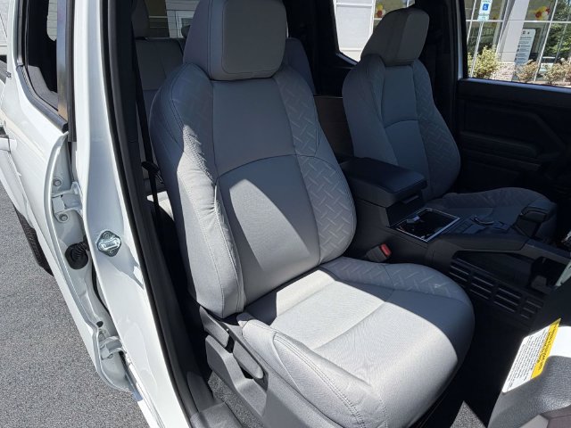 2026 Toyota Tacoma SR5 - Photo 34