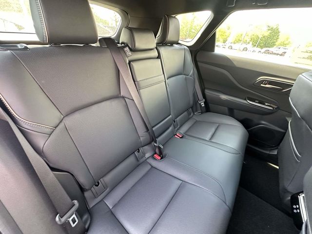 2026 Toyota Crown Signia Limited - Photo 19