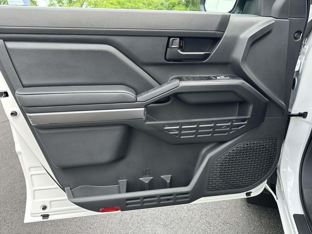 2026 Toyota Tacoma SR5 - Photo 19