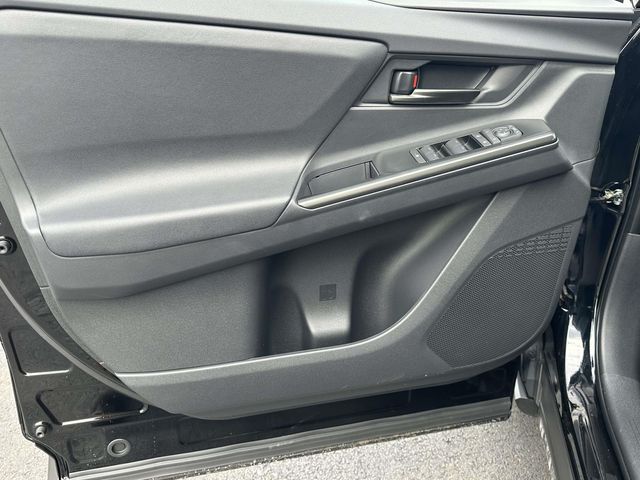 2026 Toyota bZ XLE - Photo 21