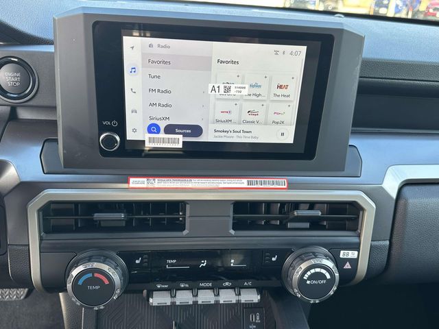 2026 Toyota Tacoma SR5 - Photo 9