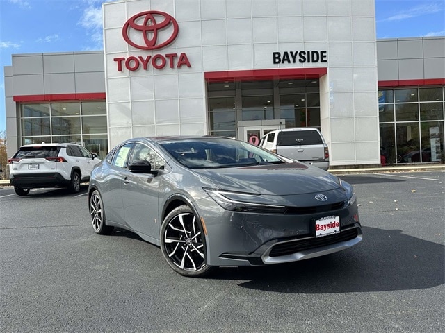 2026 Toyota Prius Plug-in Hybrid PLUG-IN HYBRID 