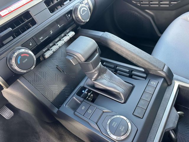 2026 Toyota Tacoma SR5 - Photo 16