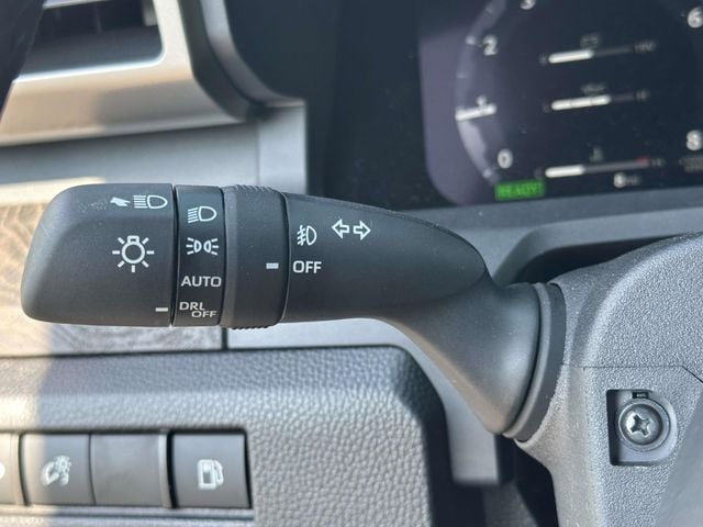 2026 Toyota Tacoma Limited - Photo 27