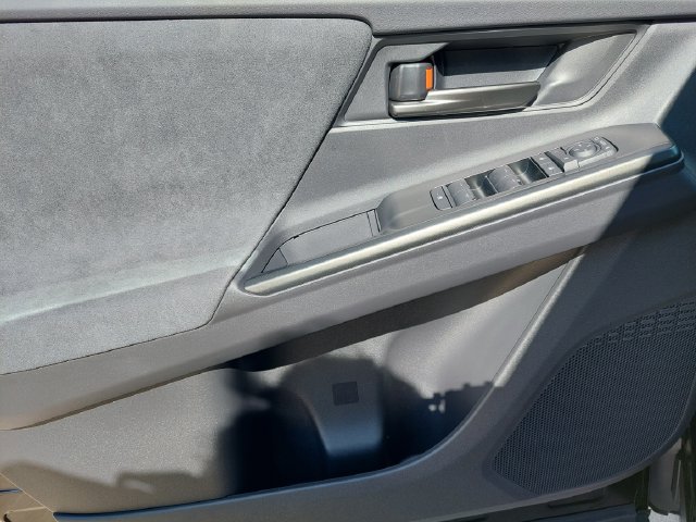 2026 Toyota C-HR SE - Photo 33