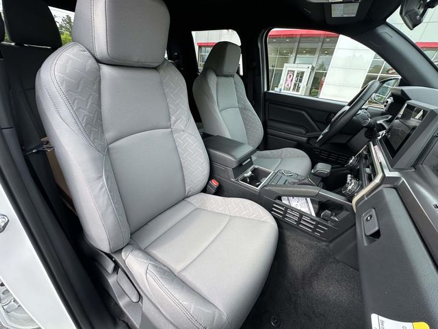 2026 Toyota Tacoma SR5 - Photo 29