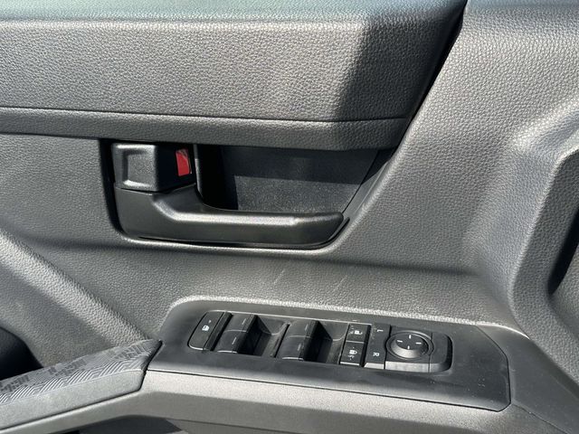 2026 Toyota Tacoma SR5 - Photo 22