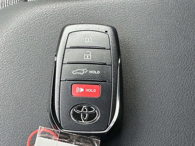 2026 Toyota bZ XLE - Photo 39