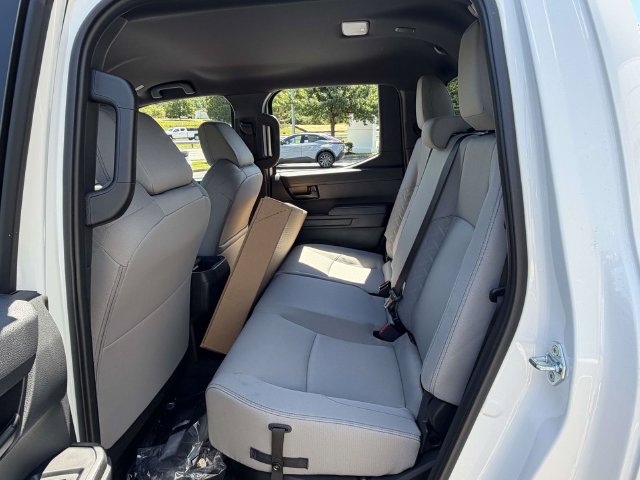 2026 Toyota Tacoma SR5 - Photo 19