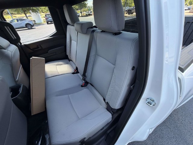 2026 Toyota Tacoma SR5 - Photo 18