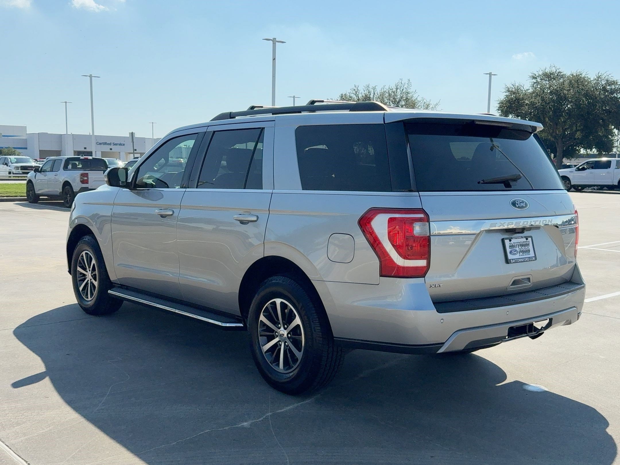 2020 Ford Expedition XLT photo 3