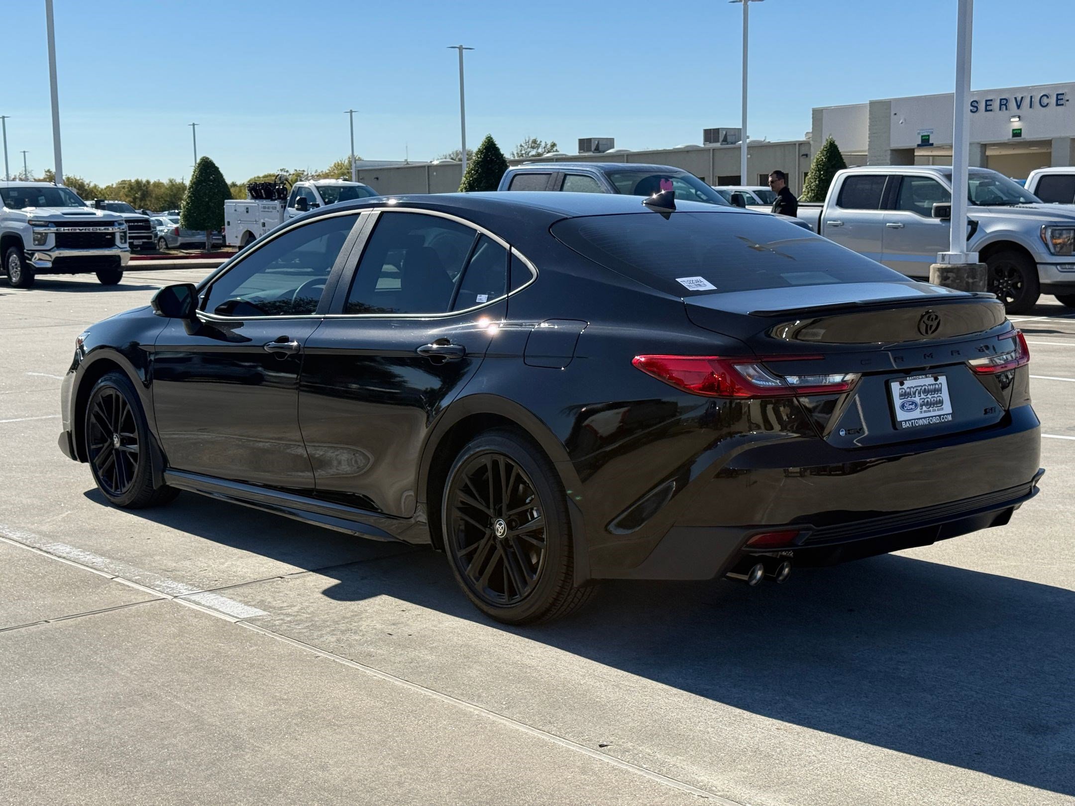 2026 Toyota Camry SE photo 2