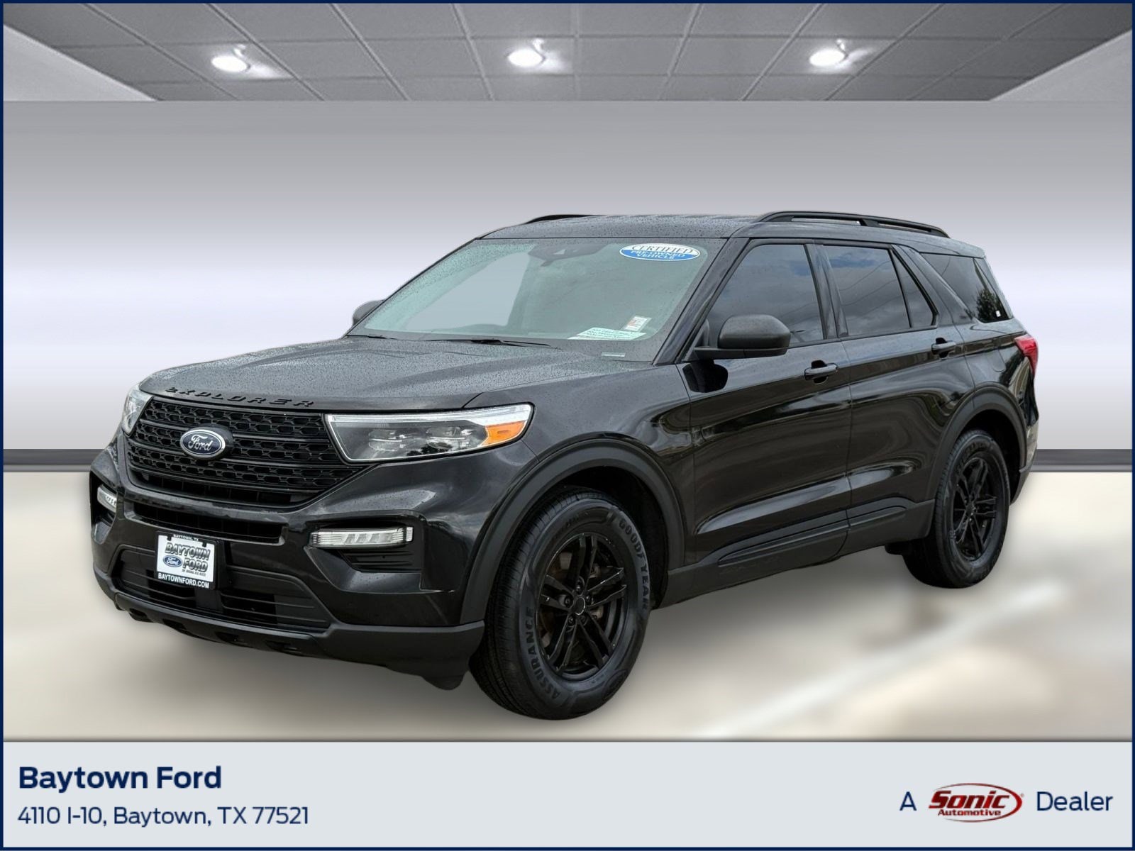 2022 Ford Explorer XLT's photo
