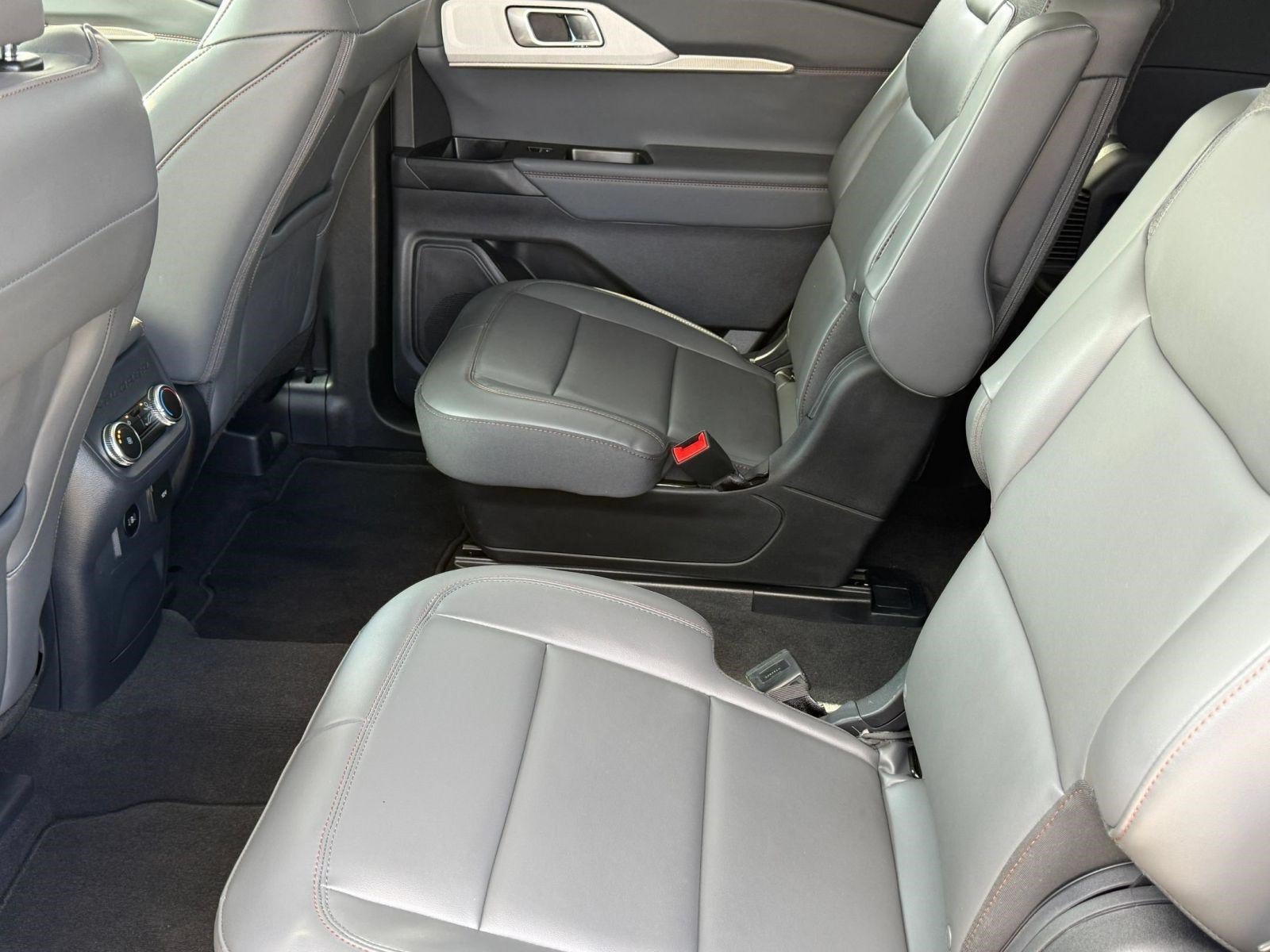 2026 Ford Explorer Active - Photo 24