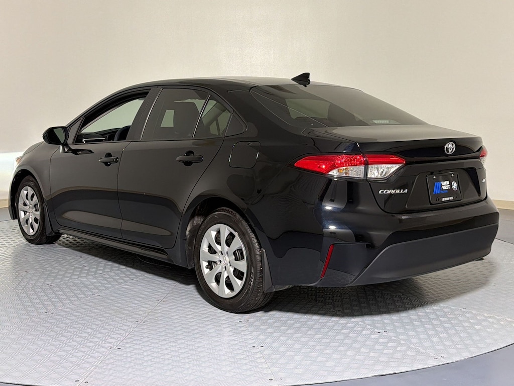 Used 2025 Toyota Corolla LE Sedan
