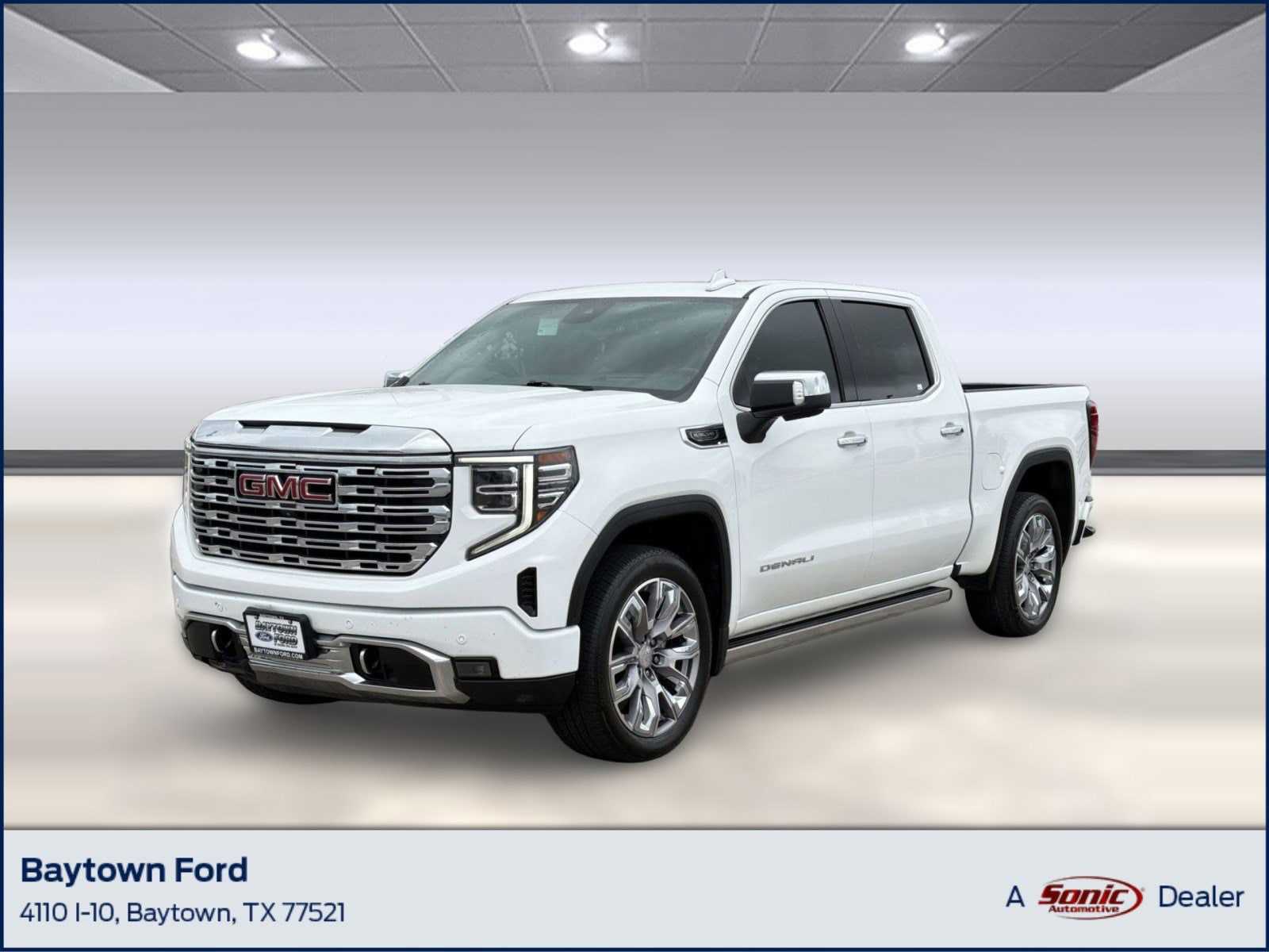 2022 GMC Sierra 4WD Crew Cab Short Box Denali's photo