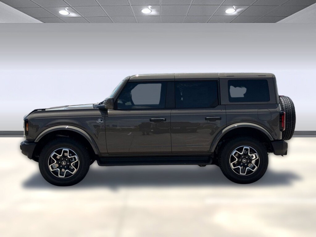 New 2026 Ford Bronco Outer Banks SUV