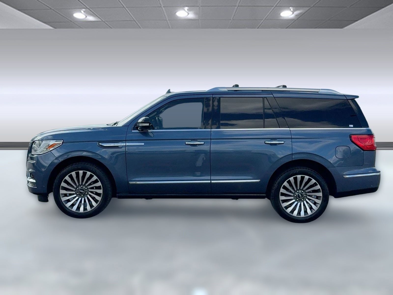 2019 Lincoln Navigator Reserve photo 2