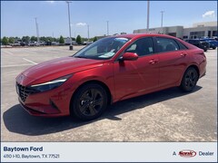 Used 2022 Hyundai Elantra SEL Sedan serving Houston