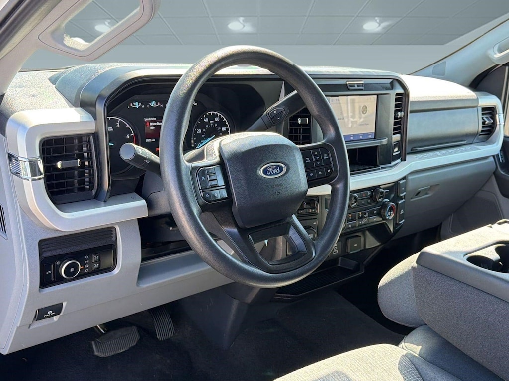 Certified 2025 Ford F-250 XL Truck Crew Cab