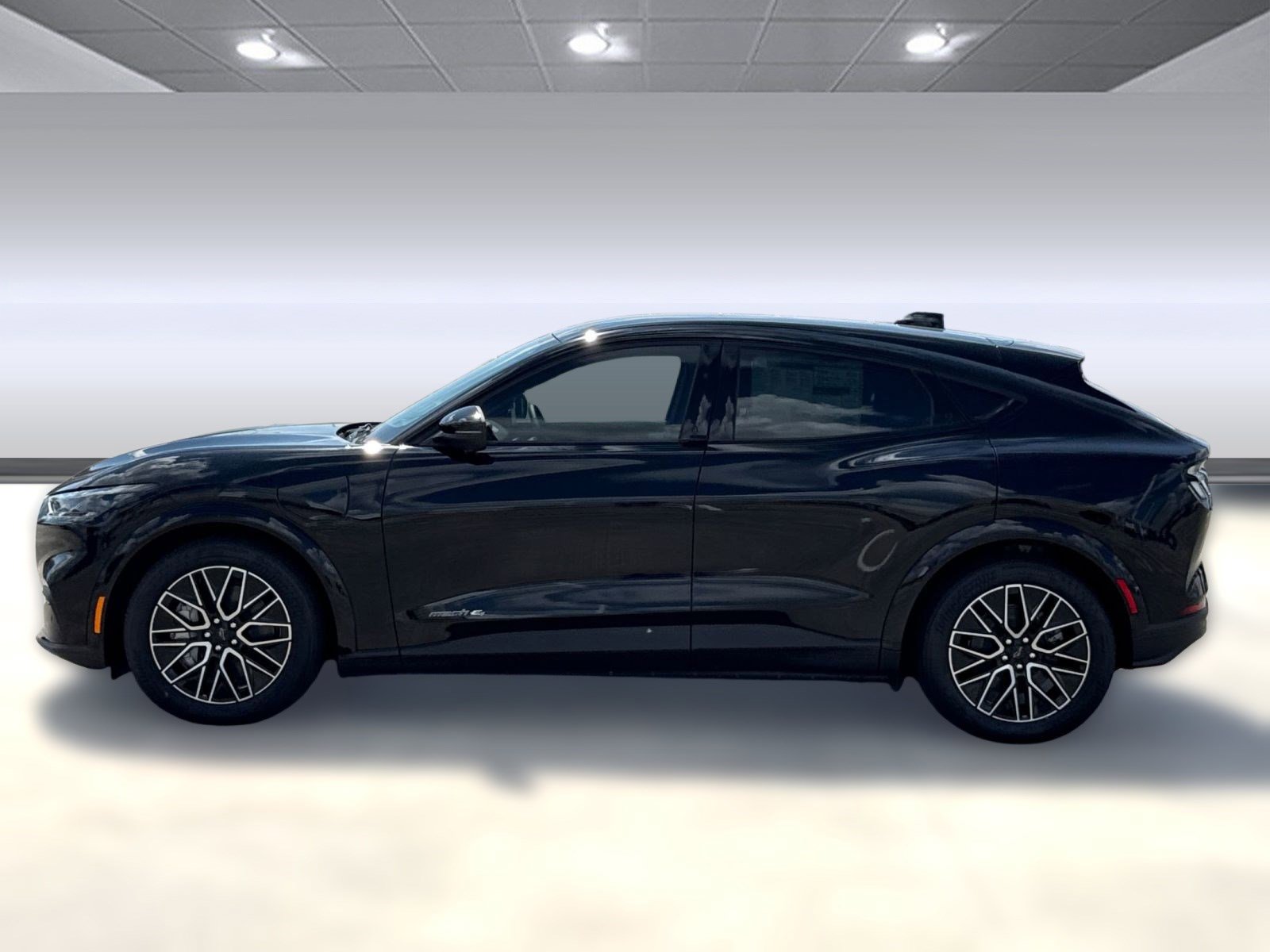 2025 Ford Mustang Mach-E Premium photo 2