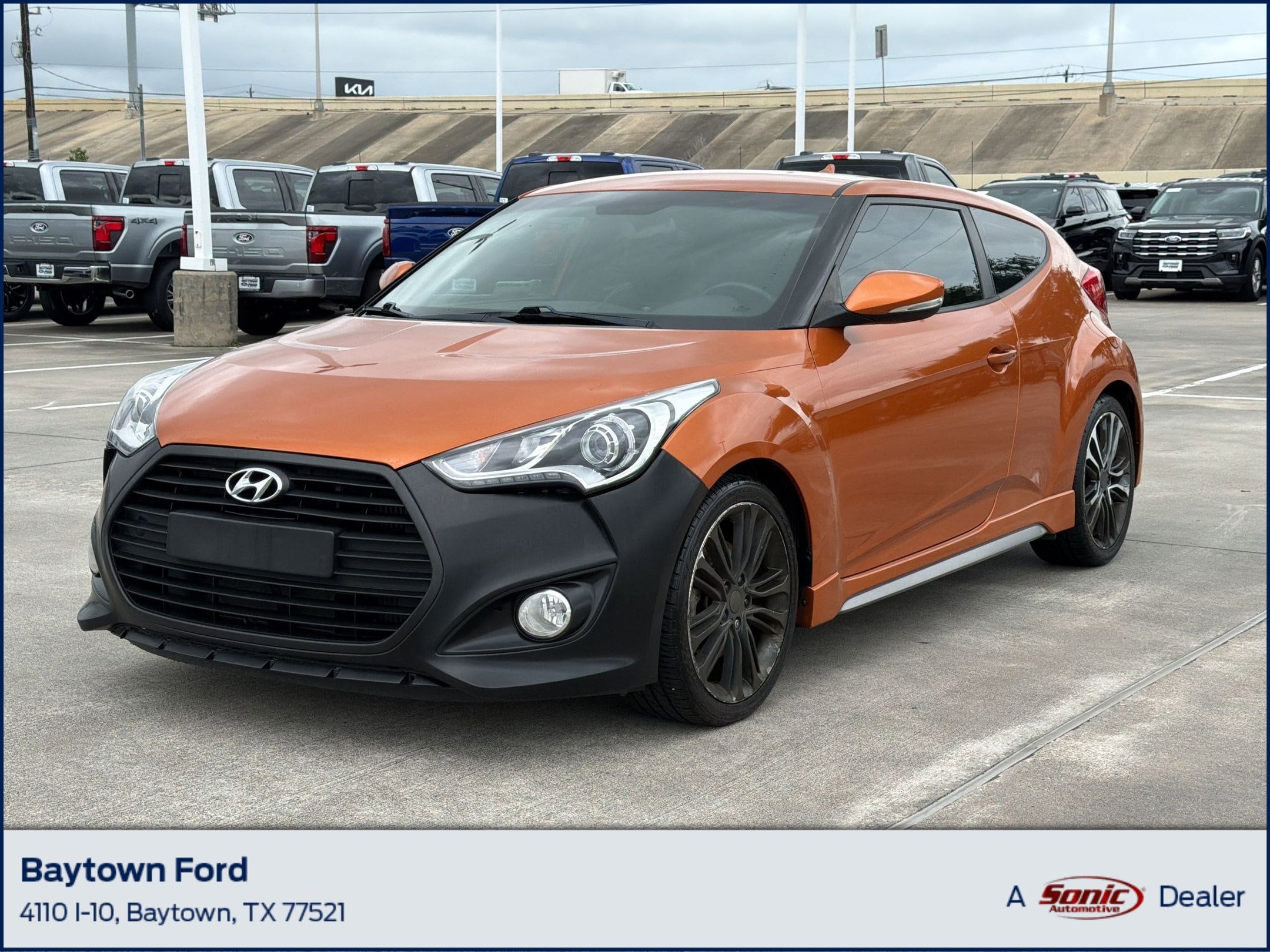 2016 Hyundai Veloster's photo