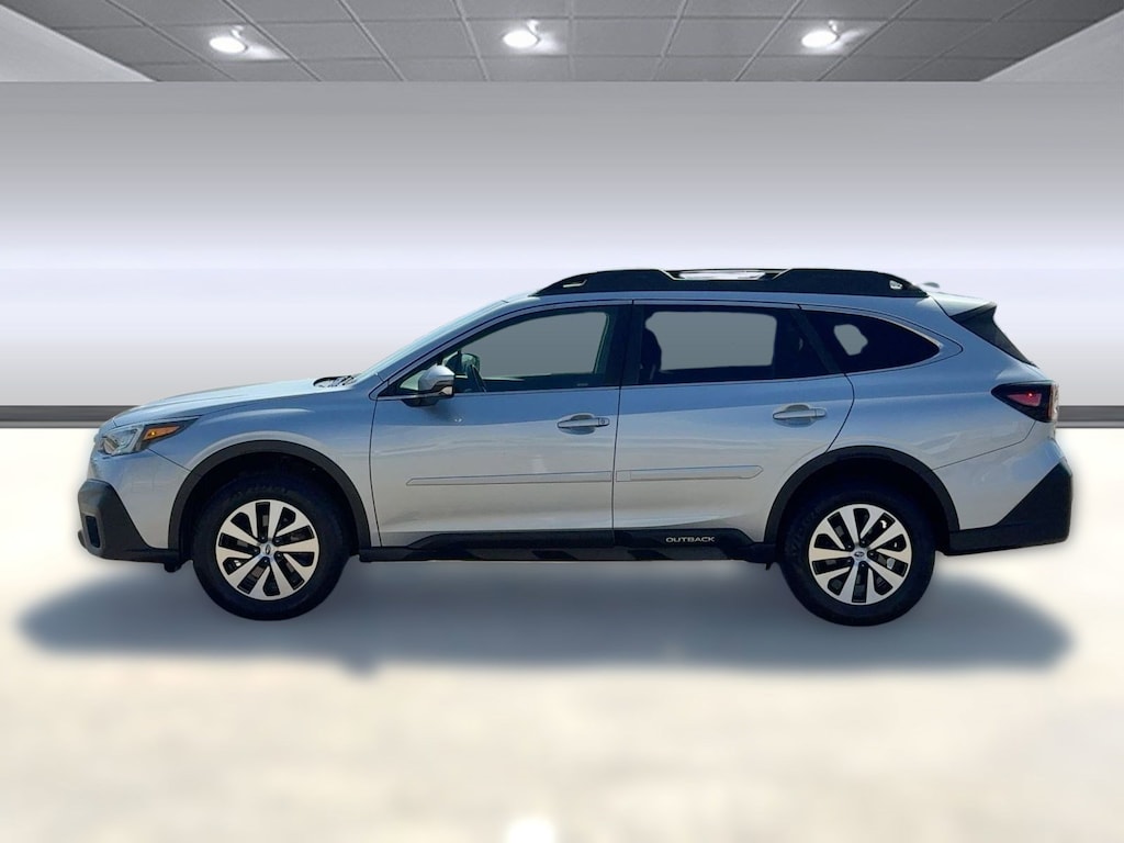 Used 2022 Subaru Outback Premium SUV
