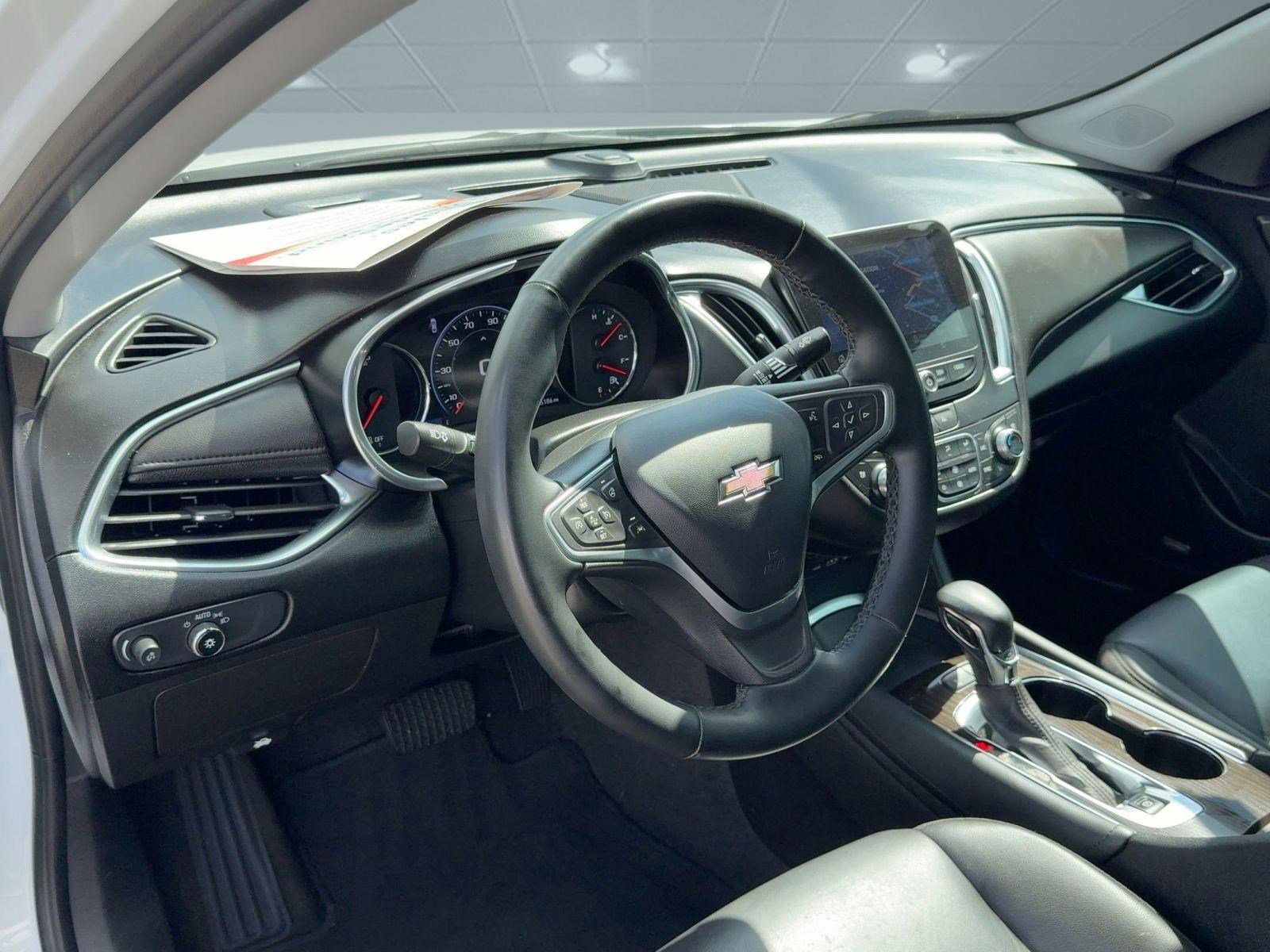 2023 Chevrolet Malibu Premier photo 4