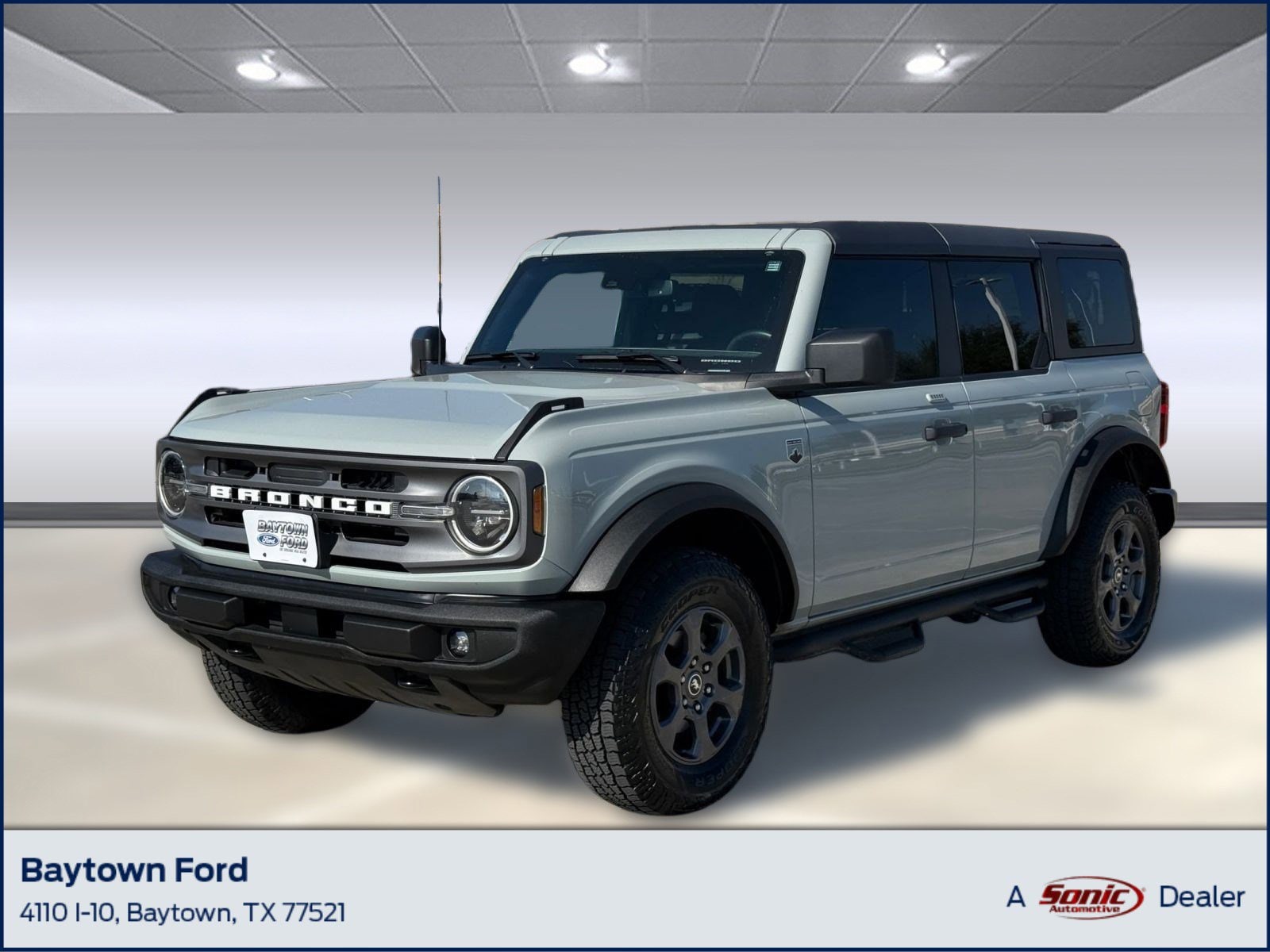 2022 Ford Bronco 4-Door Big Bend's photo
