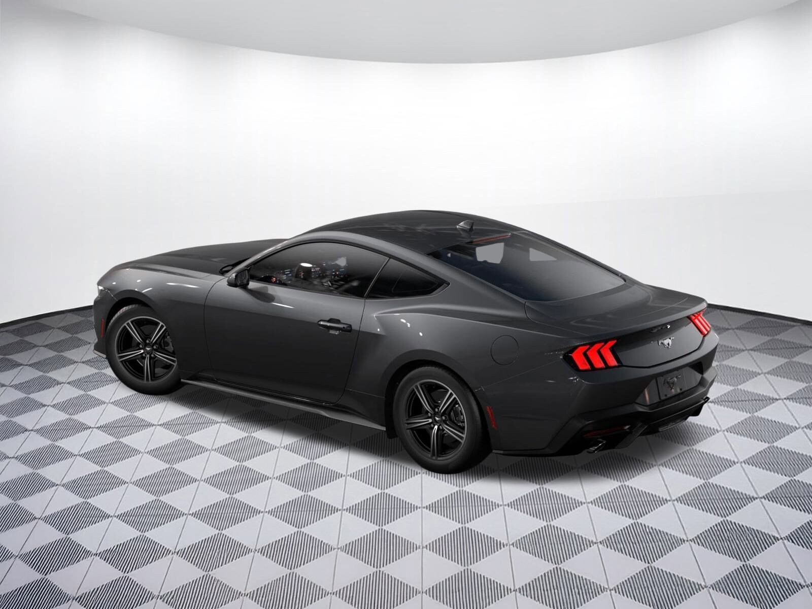 2025 Ford Mustang EcoBoost photo 2