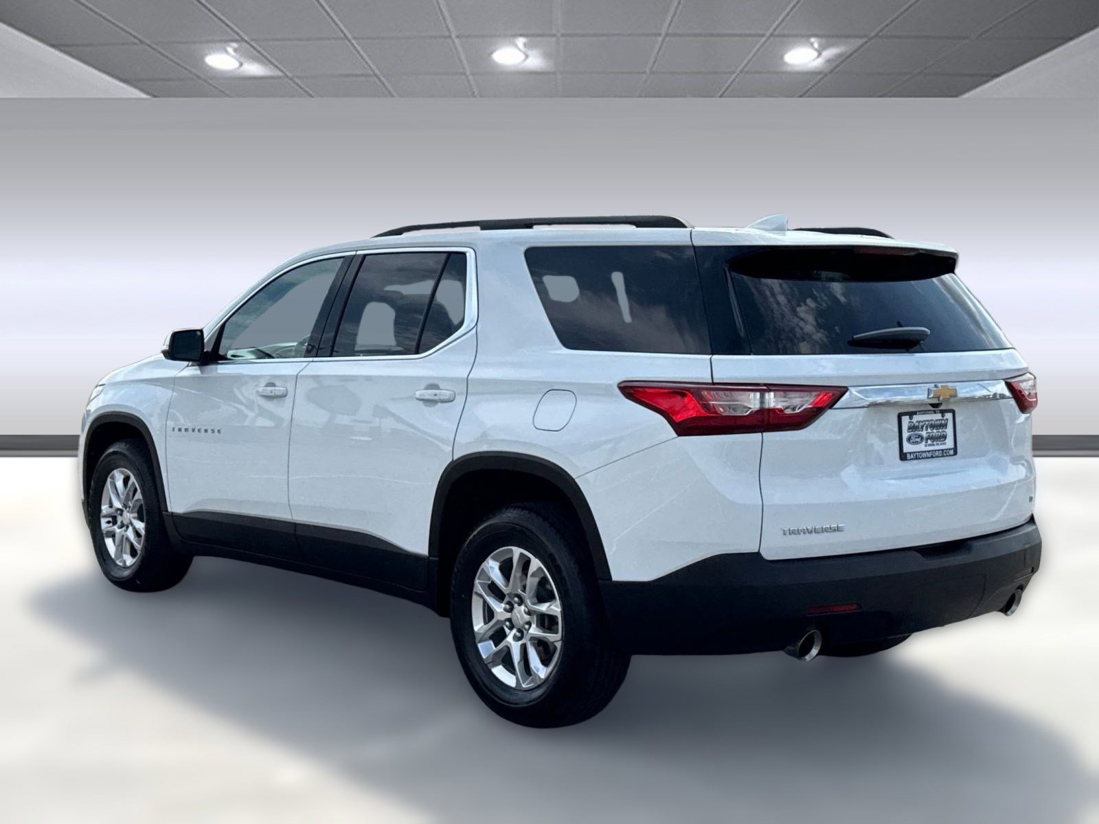 2021 Chevrolet Traverse Cloth photo 2