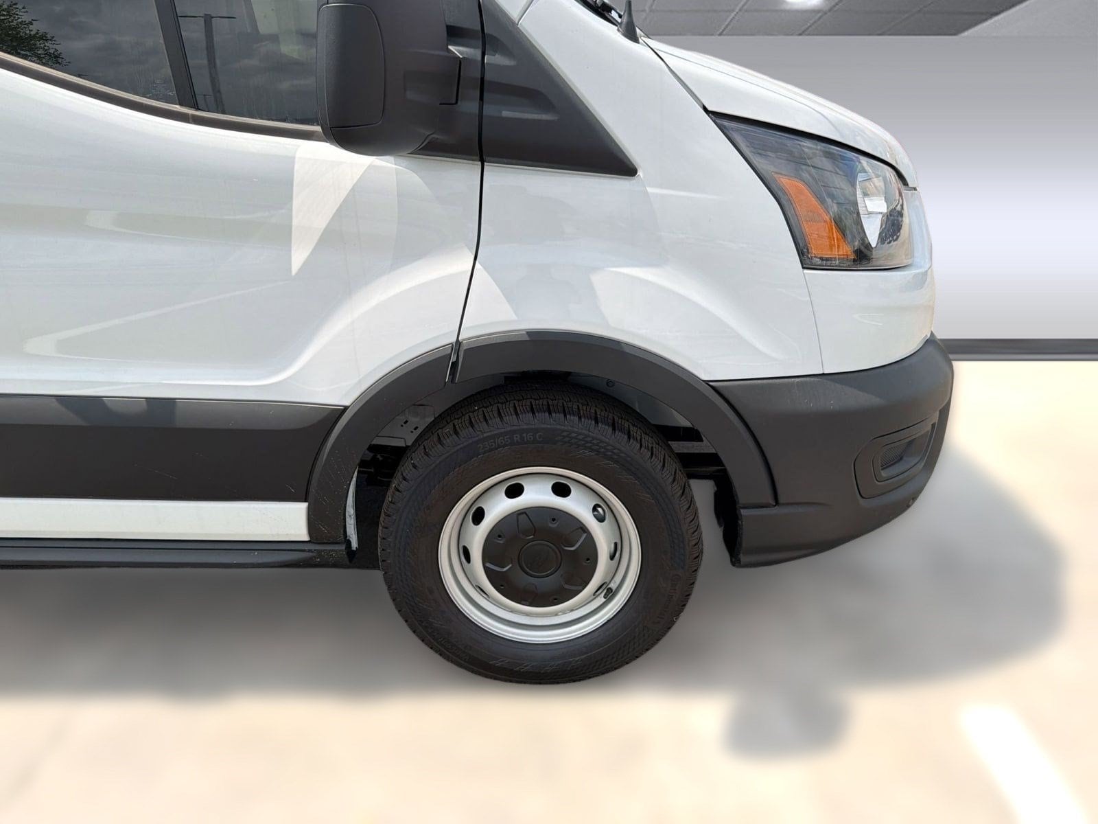 2026 Ford Transit Van Base - Photo 17