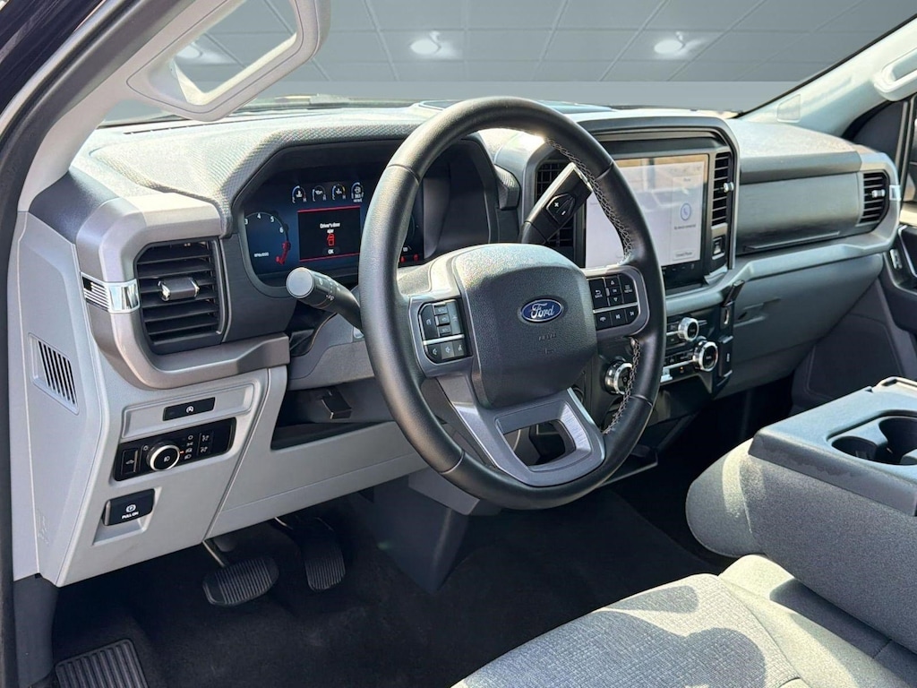 Used 2025 Ford F-150 XLT Truck SuperCrew Cab