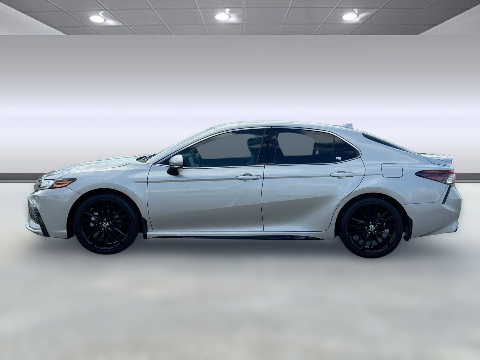 2023 Toyota Camry XSE photo 2