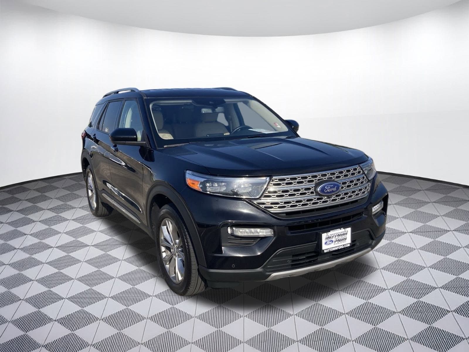 Used 2023 Ford Explorer Limited with VIN 1FMSK8FH8PGB40776 for sale in Baytown, TX