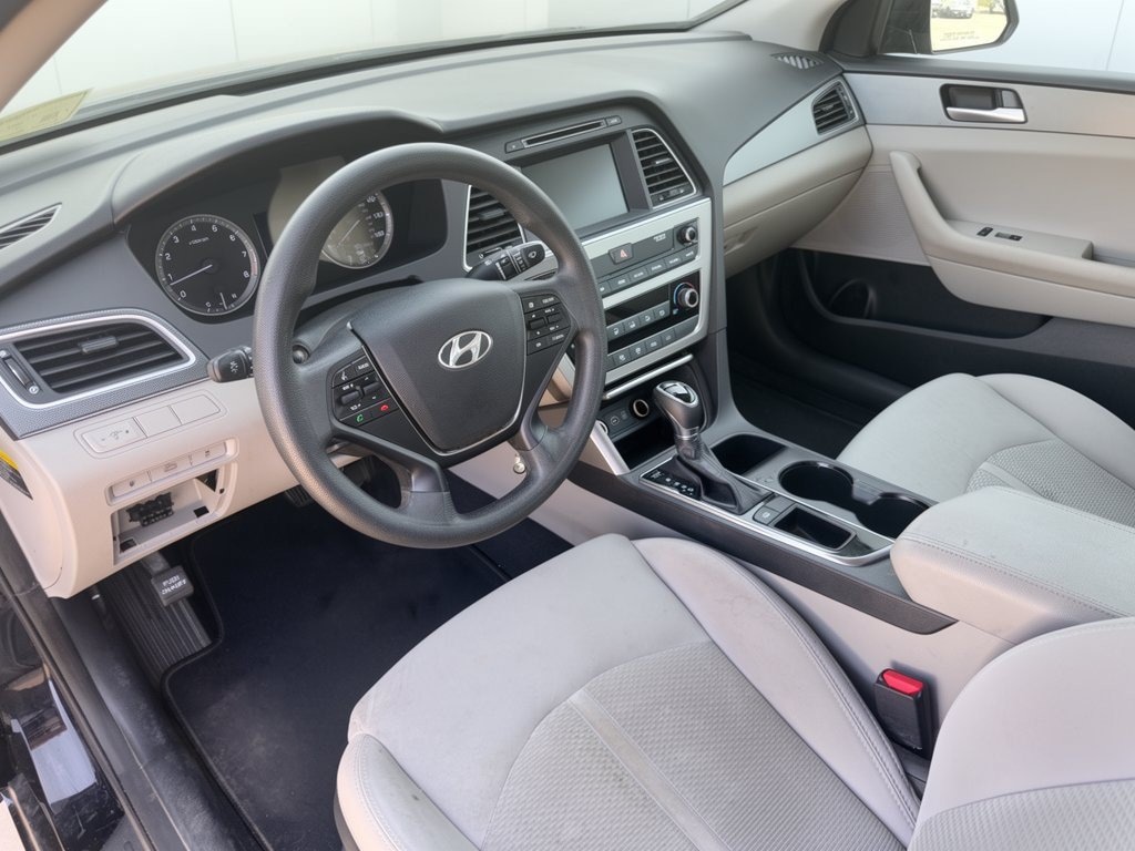 Used 2016 Hyundai Sonata 2.4L SE Sedan