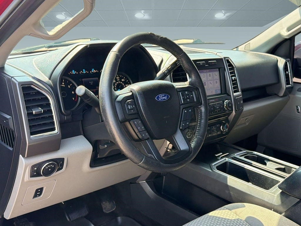 Used 2016 Ford F-150 XLT Truck SuperCrew Cab