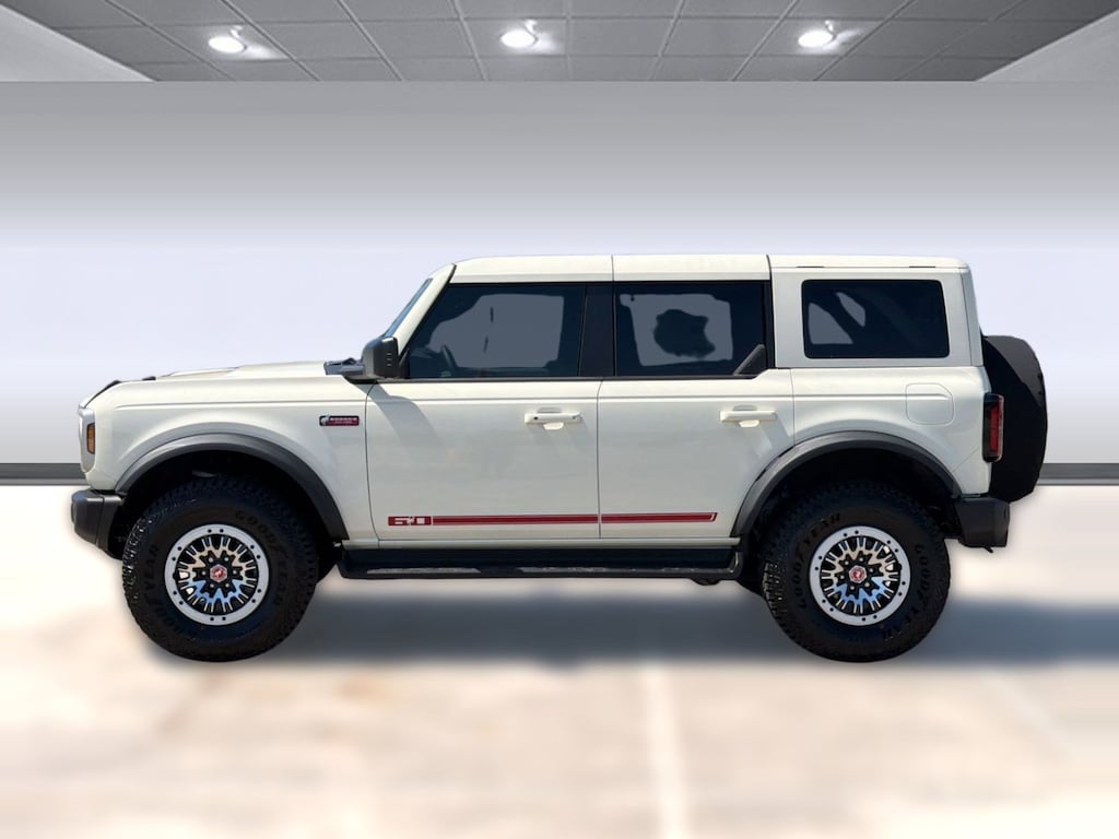 New 2026 Ford Bronco Outer Banks SUV